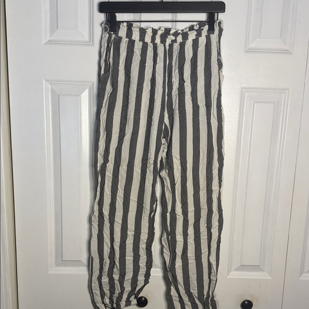 American Eagle Outfitters Black and White Striped Pants